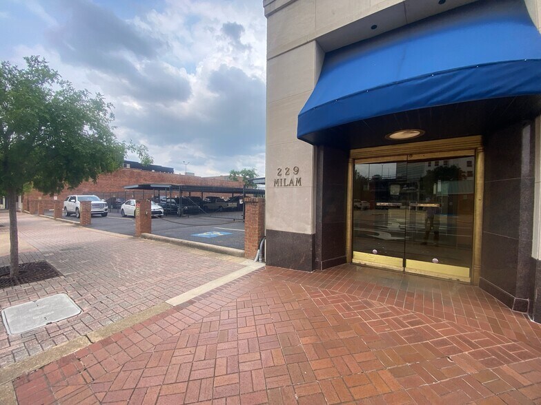 More Photos Of 229 Milam St, Shreveport Loft Creative Space For Lease