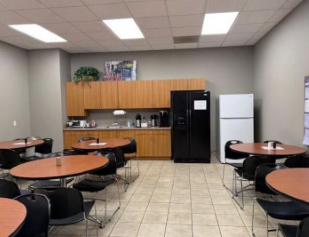 More Photos Of 2490 Reliance Ave, Apex Flex For Sale