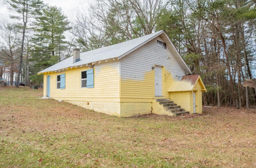 146 Cammellia Ln, Speedwell, VA 24374 Religious Facility For Sale