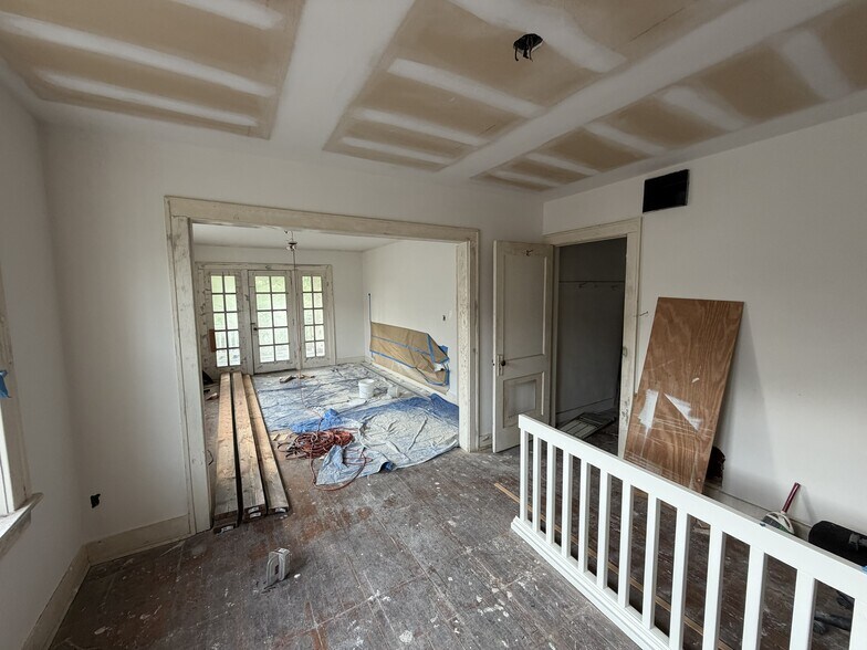 More Photos Of 2734 Charlotte St, Kansas City Apartments For Sale