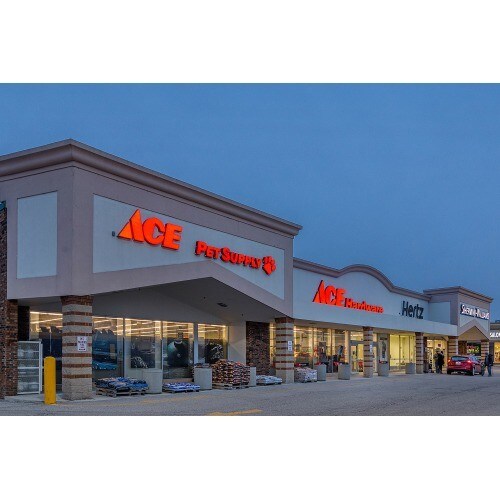 More Photos Of 675 W Golf Rd, Hoffman Estates Storefront For Lease