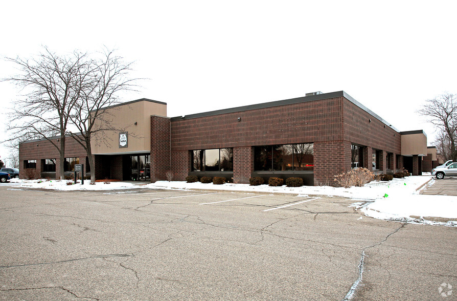 Primary Photo Of 12271-12287 Nicollet Ave, Burnsville Light Manufacturing For Lease