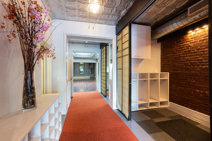 More Photos Of , Brooklyn Unknown For Sale