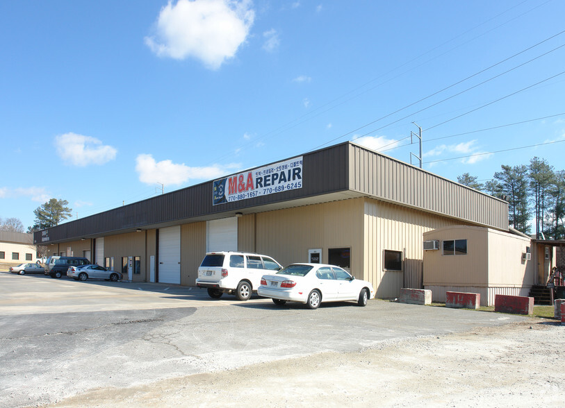 Primary Photo Of Four Wheel Dr, Duluth Warehouse For Lease