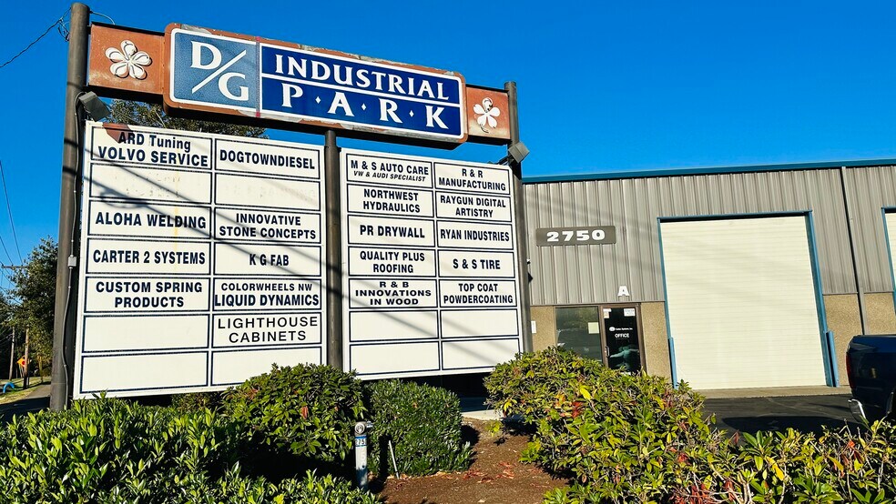 More Photos Of 2615 SE 39th Loop, Hillsboro Warehouse For Lease
