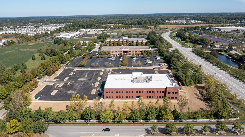 More Photos Of 6455 W Campus Oval, New Albany Medical For Lease