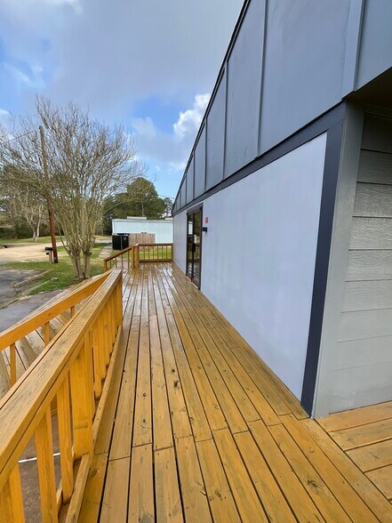 More Photos Of 4890 W Main St, League City Land For Lease