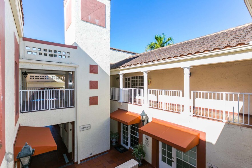 More Photos Of 7797 N University Dr, Tamarac Medical For Lease