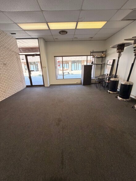 More Photos Of 417-435 Ridge Rd, Munster Unknown For Lease