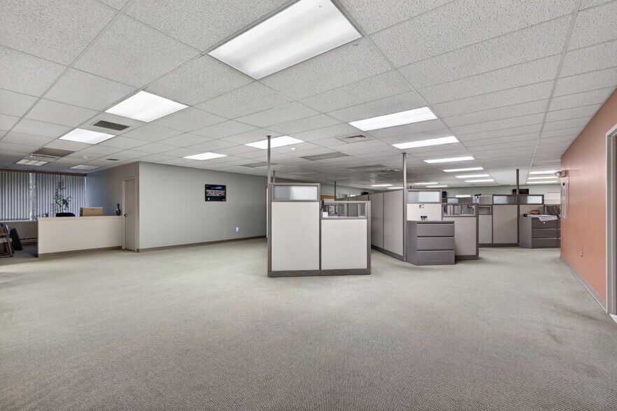 More Photos Of 3910 Adler Pl, Bethlehem Office For Sale