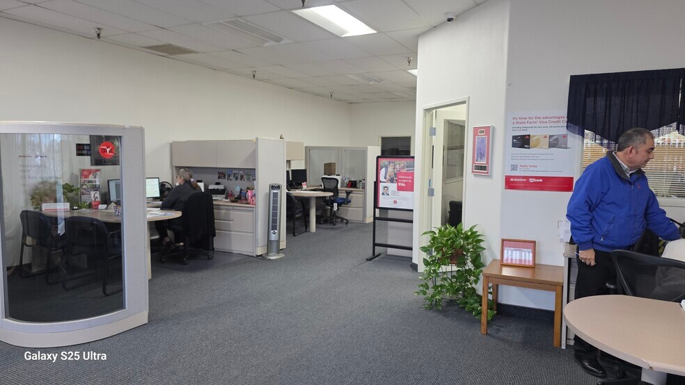 More Photos Of , Bakersfield General Retail For Sale