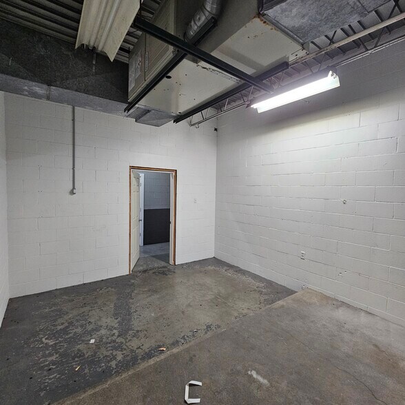 More Photos Of 660 David Ave, Danville Warehouse For Sale