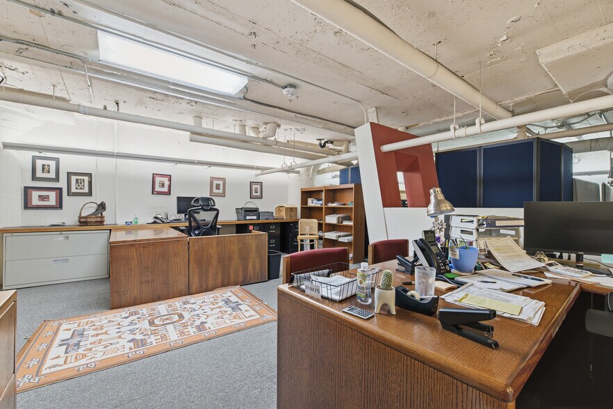 More Photos Of 1314 NW Irving St, Portland Apartments For Sale