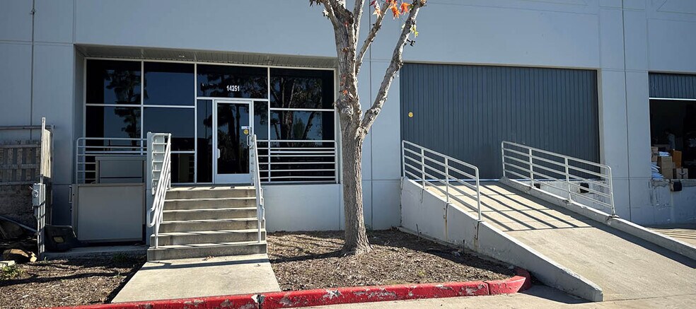 More Photos Of 14287-14291 Don Julian Rd, City of Industry Distribution For Lease