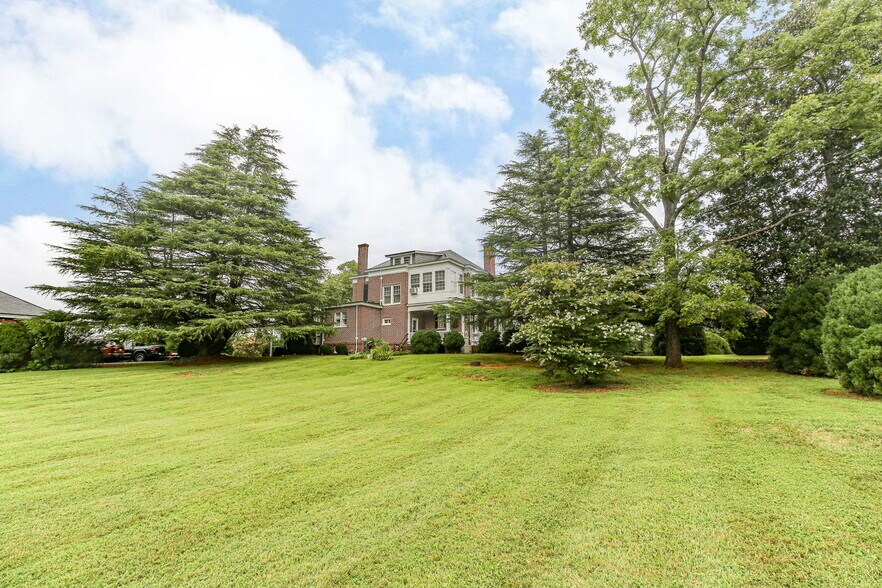 More Photos Of 590 N Madison Rd, Orange Land For Sale