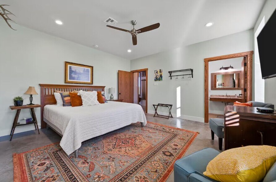 More Photos Of 435 County Road 470, Chilton Land For Sale