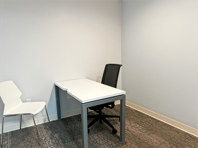 More Photos Of 3117 Whiting Ave, Charlotte Coworking Space