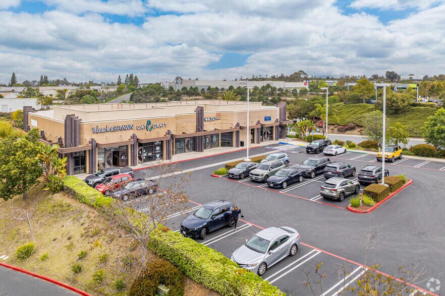 More Photos Of 3211-3295 Business Park Dr, Vista Unknown For Lease