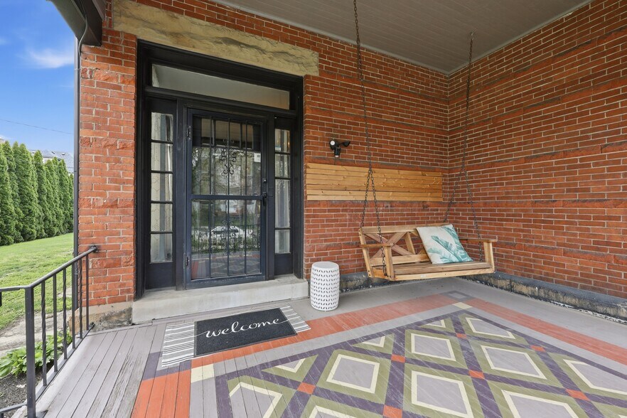 More Photos Of 83-87 Wilson Ave, Columbus Apartments For Sale