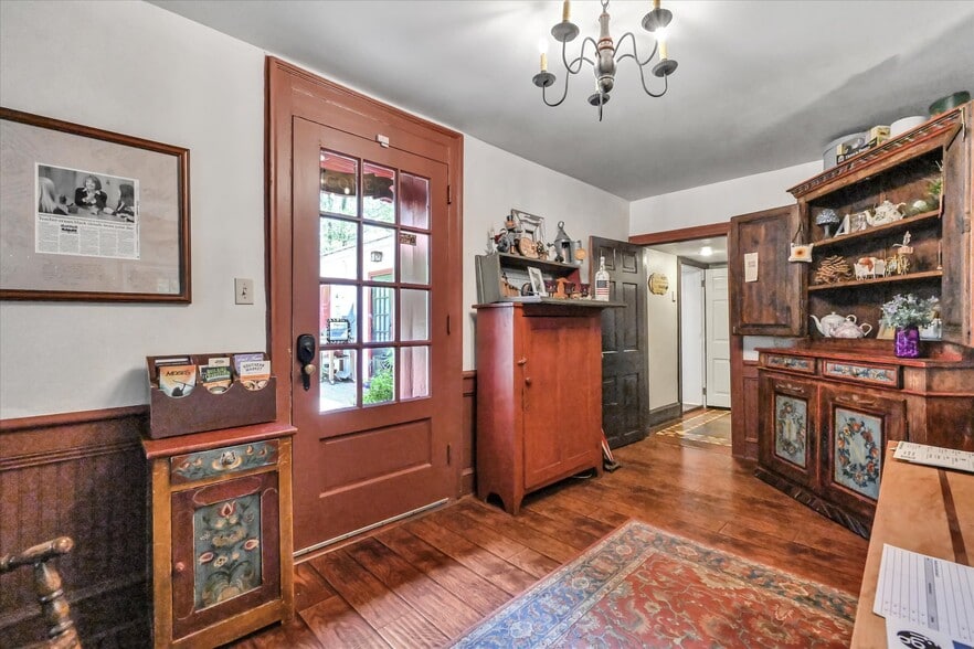 More Photos Of 301 W Main St, Ephrata Hospitality For Sale