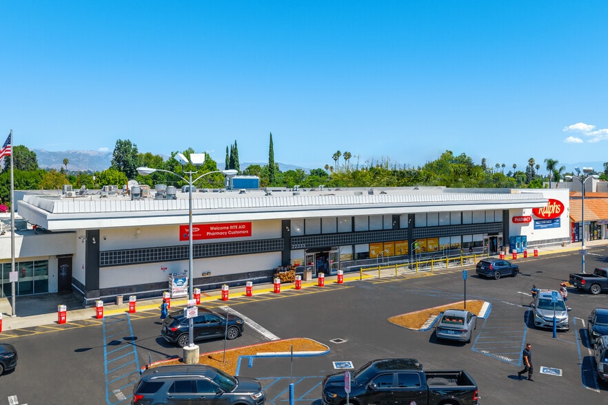 More Photos Of 22335-22349 Sherman Way, Canoga Park Unknown For Lease