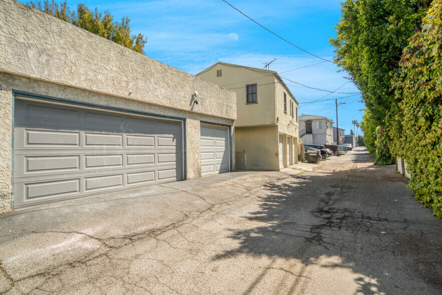 More Photos Of 1150 Masselin Ave, Los Angeles Apartments For Sale