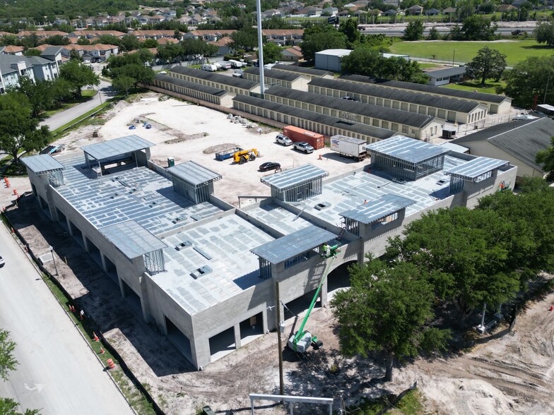 More Photos Of 2521 Partin Settlement Rd, Kissimmee General Retail For Lease