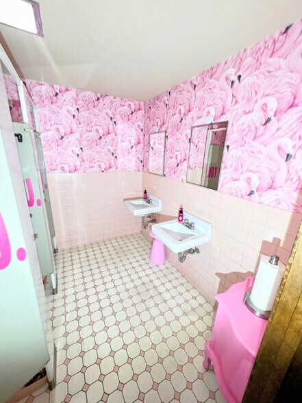 More Photos Of 110 E 17th St, Cheyenne Office For Sale