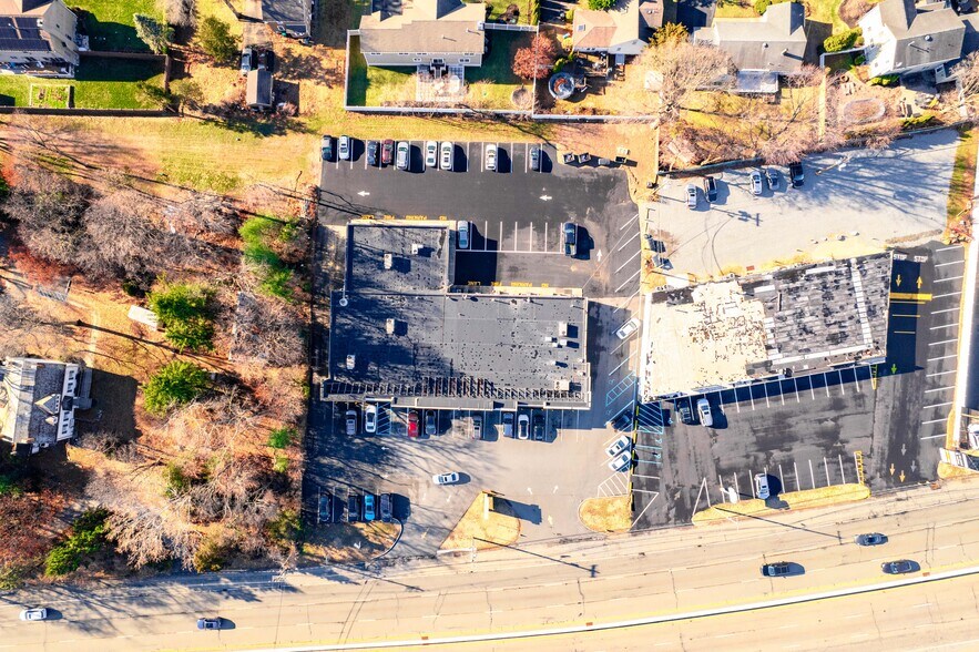 More Photos Of 615 State Route 23, Pompton Plains Freestanding For Sale