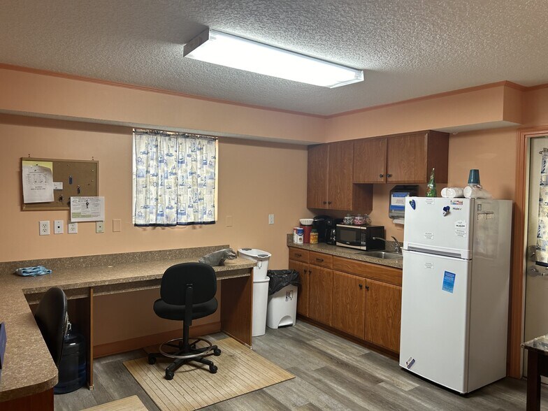 More Photos Of 200 Mission Rd, Palatka Medical For Sale