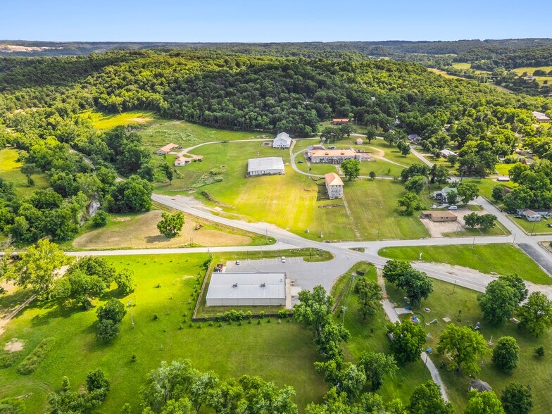 More Photos Of 197 State Highway 59, Sulphur Springs Freestanding For Sale