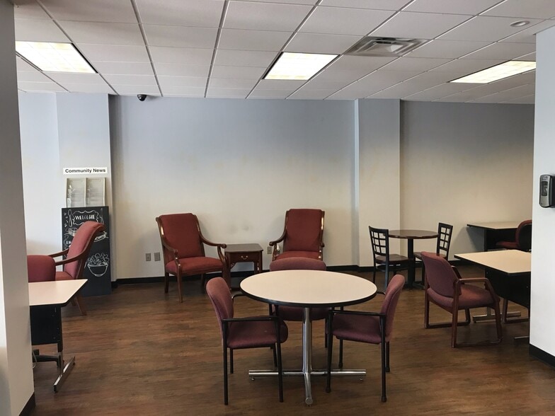 More Photos Of 592-594 N 2nd St, Memphis Freestanding For Sale