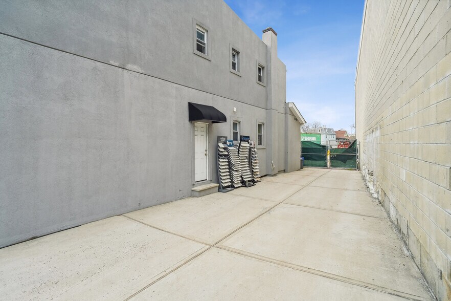 More Photos Of 871 Post Ave, Staten Island Storefront Retail Residential For Sale