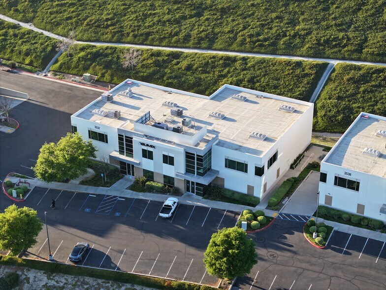 More Photos Of 3532 Seagate Way, Oceanside Warehouse For Sale