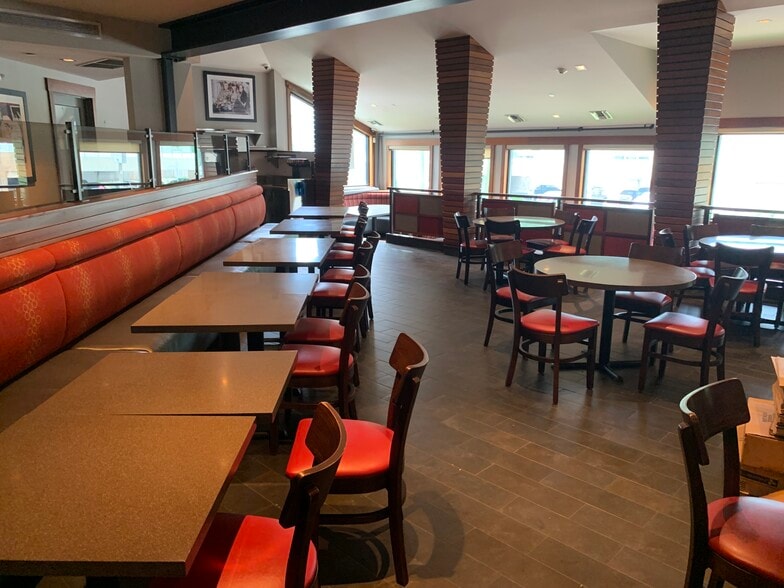 More Photos Of 718 Central Park Ave, Scarsdale Restaurant For Sale