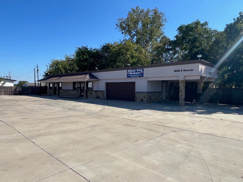 Primary Photo Of 1800 E Rancier Ave, Killeen Auto Dealership For Sale