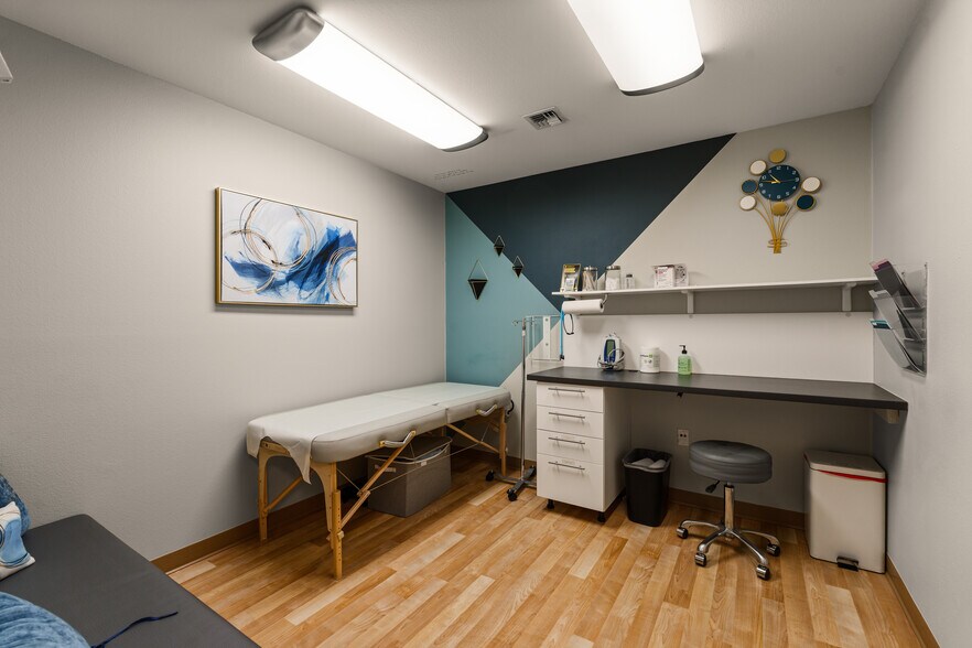 More Photos Of 6110 N Lombard St, Portland Medical For Lease