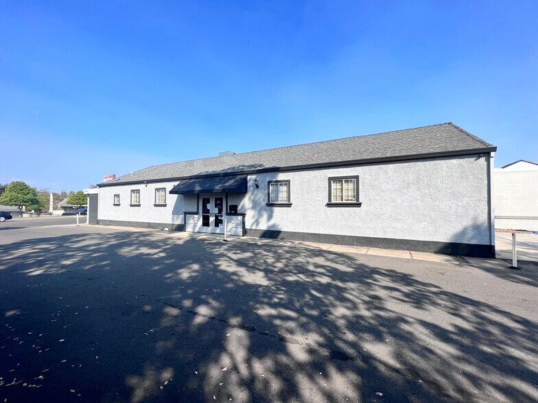 More Photos Of 2665 Bechelli Ln, Redding Office For Lease