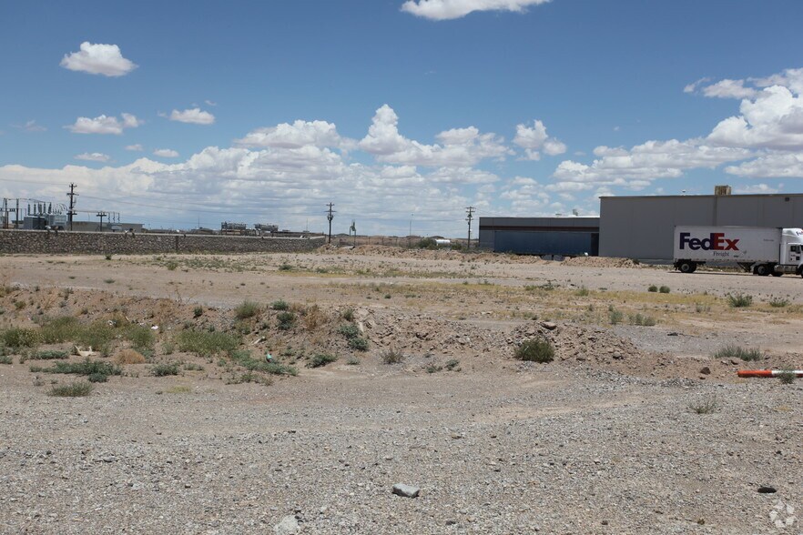 Primary Photo Of 7130 Airport Rd, El Paso Land For Lease