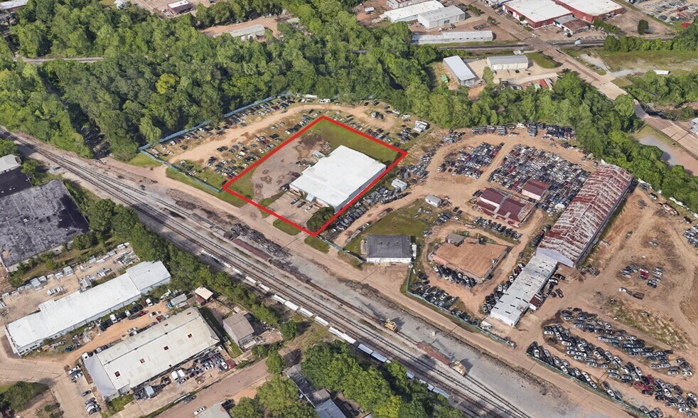 More Photos Of 880 S Roach St, Jackson Distribution For Lease