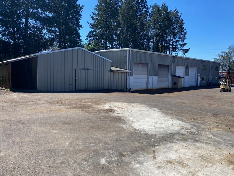 More Photos Of 8951 SE 76th Dr, Portland Unknown For Lease