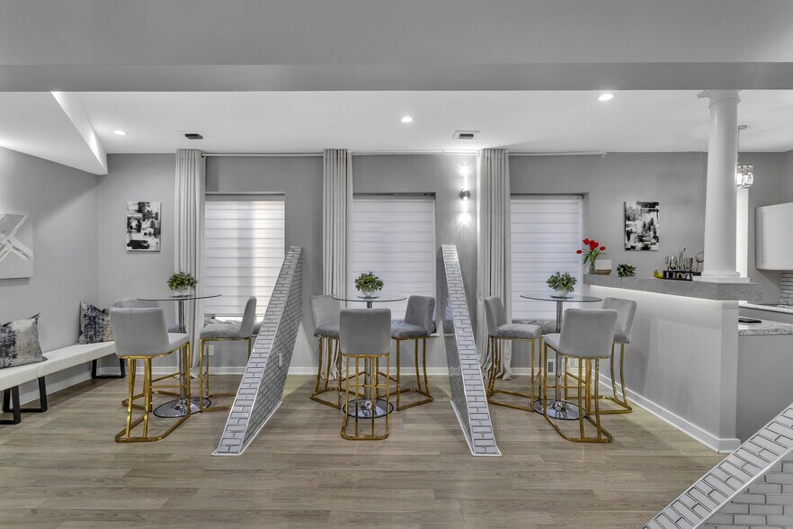 More Photos Of 7424 Washington Ave, Pittsburgh Office For Lease