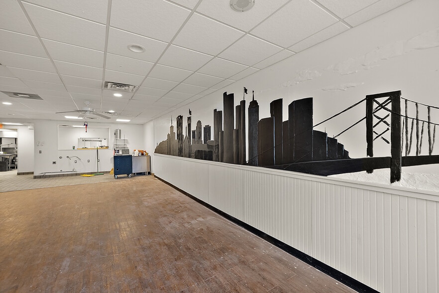 More Photos Of 23700 Harper Ave, Saint Clair Shores Restaurant For Lease