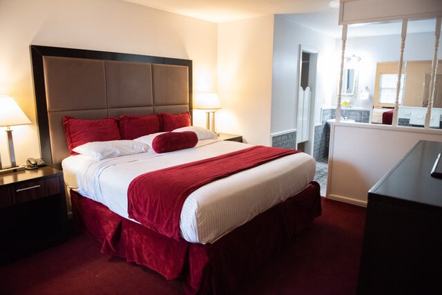 More Photos Of 360 Highway 62 E, Salem Hotel For Sale