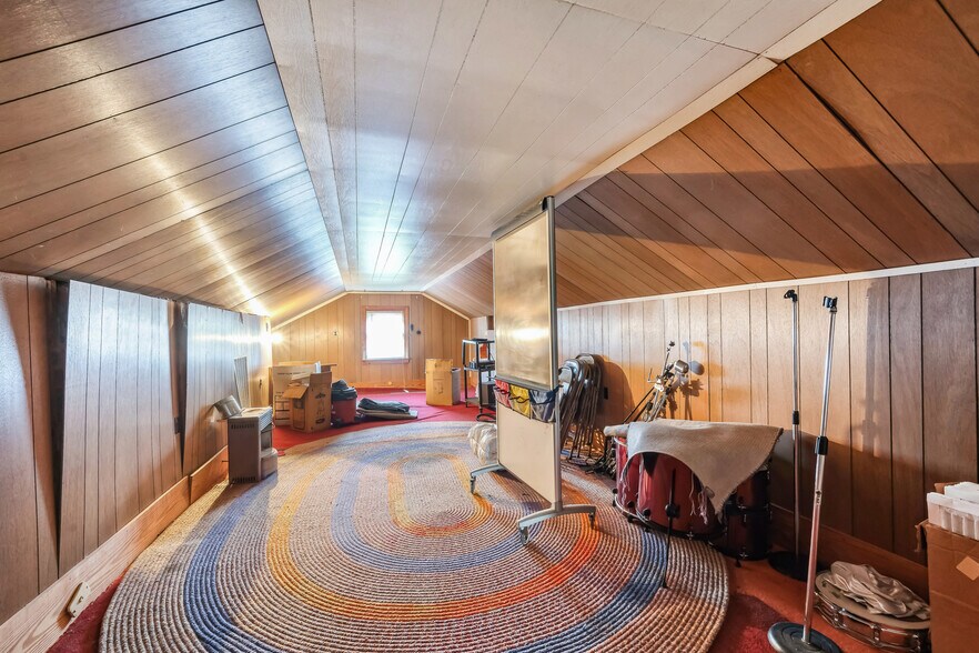 More Photos Of 1040 US-13, Windsor Religious Facility For Sale