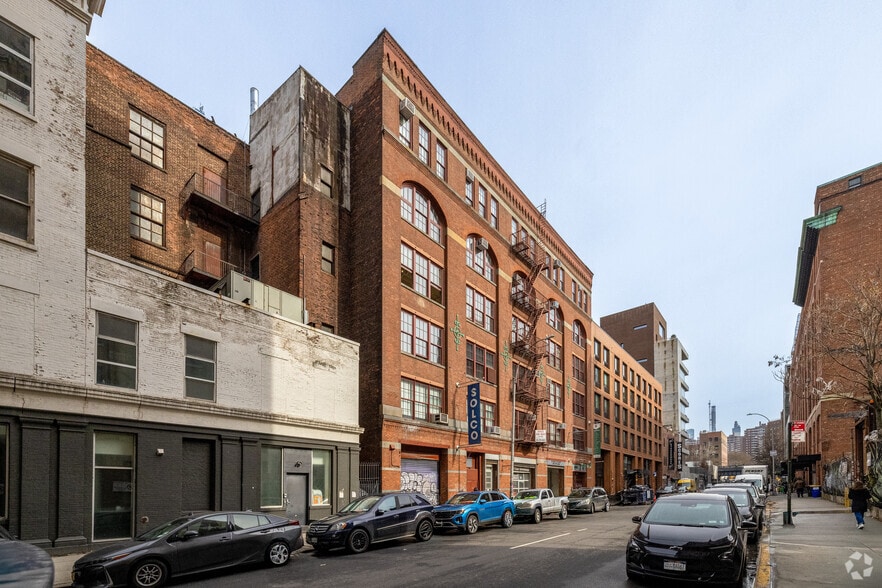 More Photos Of 547 W 27th St, New York Loft Creative Space For Lease