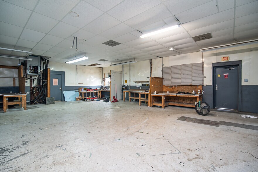 More Photos Of 710 Sandy Ln, Surfside Beach Warehouse For Sale