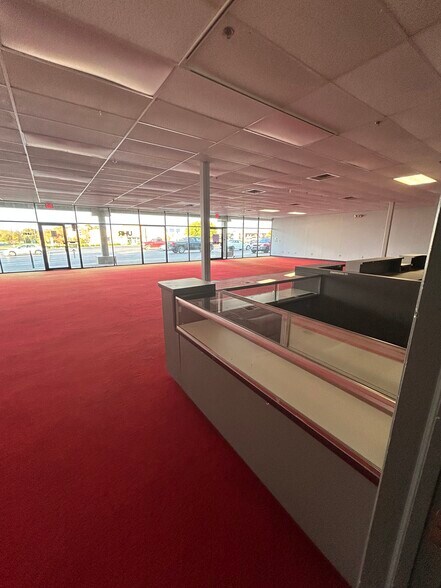 More Photos Of 775 Eastgate South Dr, Cincinnati Unknown For Lease