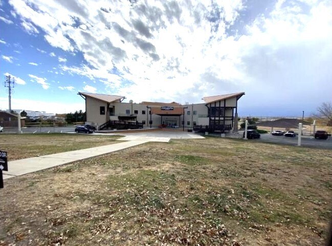 More Photos Of 4270 Byrd Dr, Loveland Office For Sale