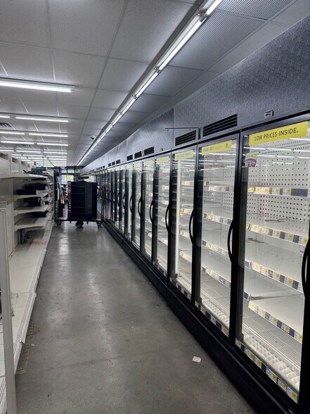 More Photos Of 2272 E 55th St, Cleveland Freestanding For Sale